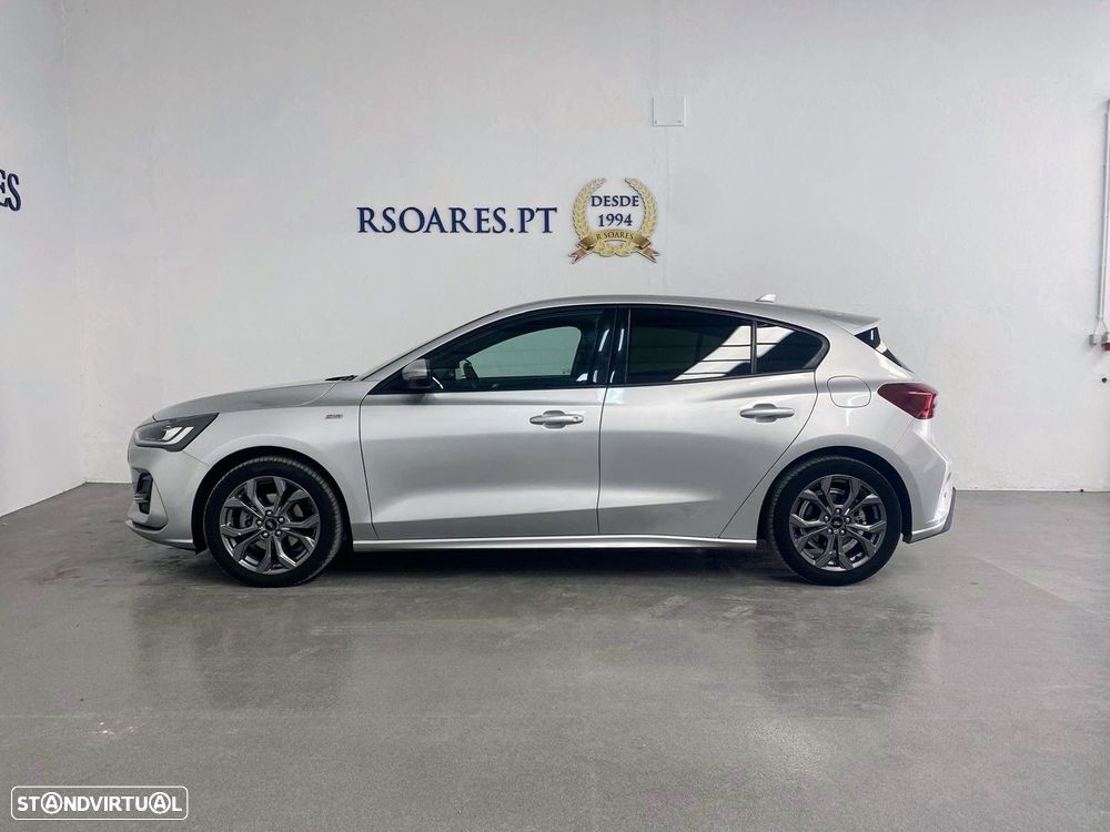 Ford Focus 1.0 EcoBoost MHEV ST-Line - 4