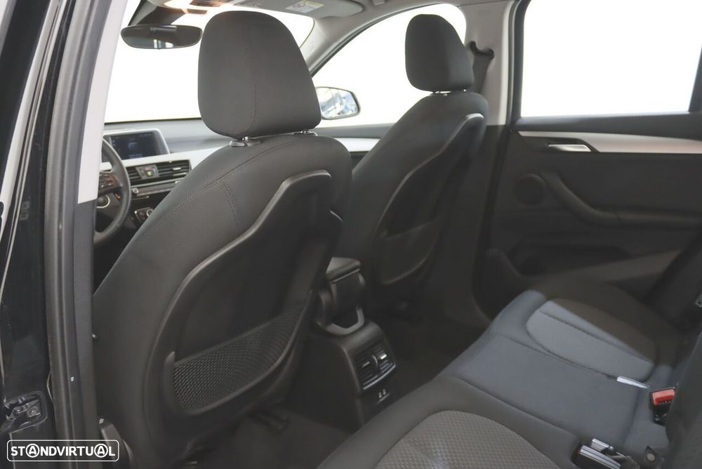 BMW X1 16 d sDrive Advantage - 11