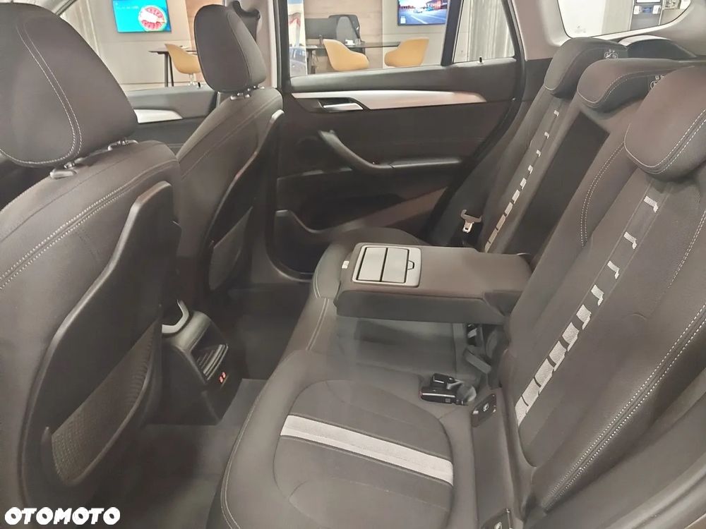 BMW X1 sDrive18i - 5