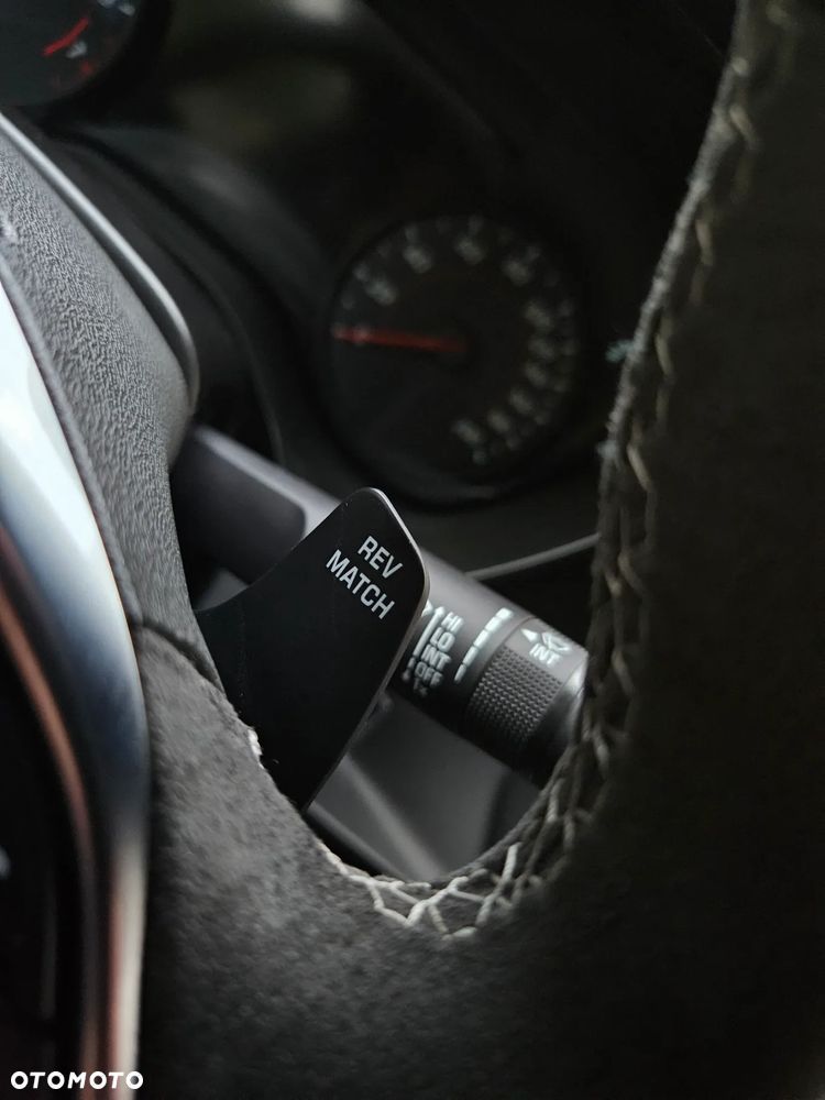 Chevrolet Camaro Coupe 6.2 V8 - 28