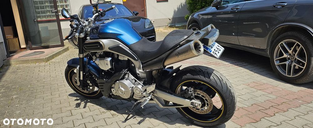 Yamaha MT - 5