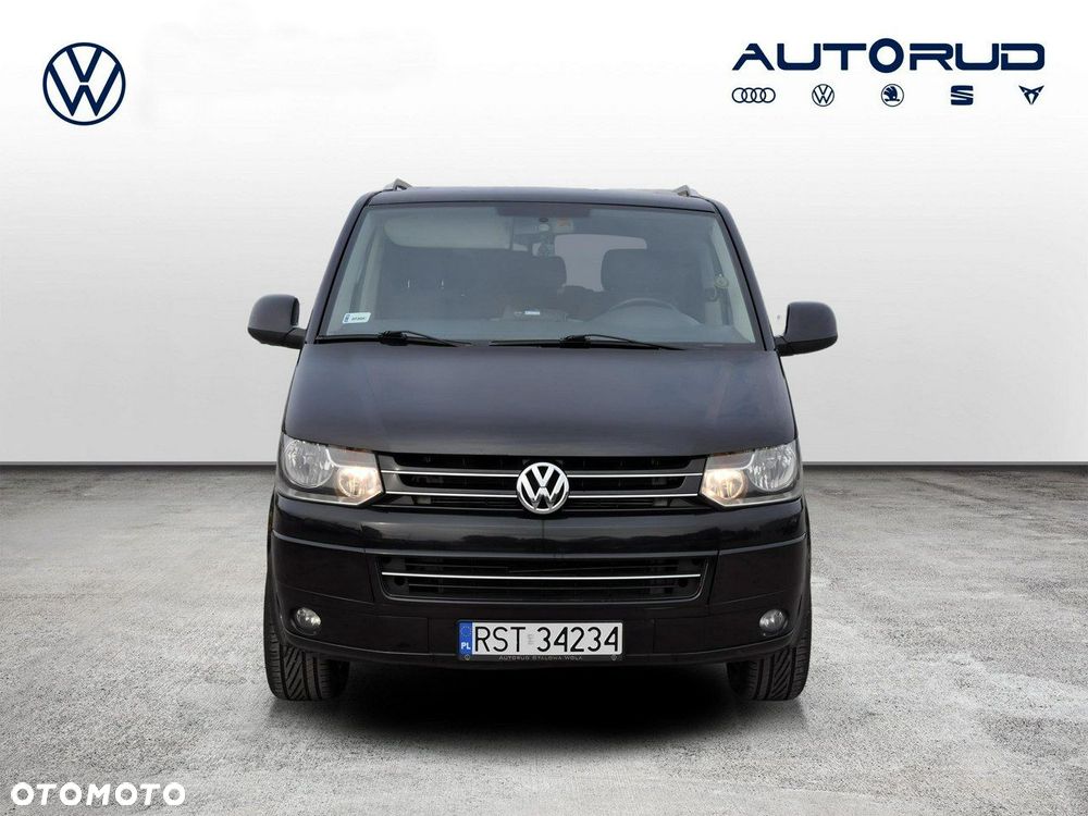 Volkswagen Caravelle - 8