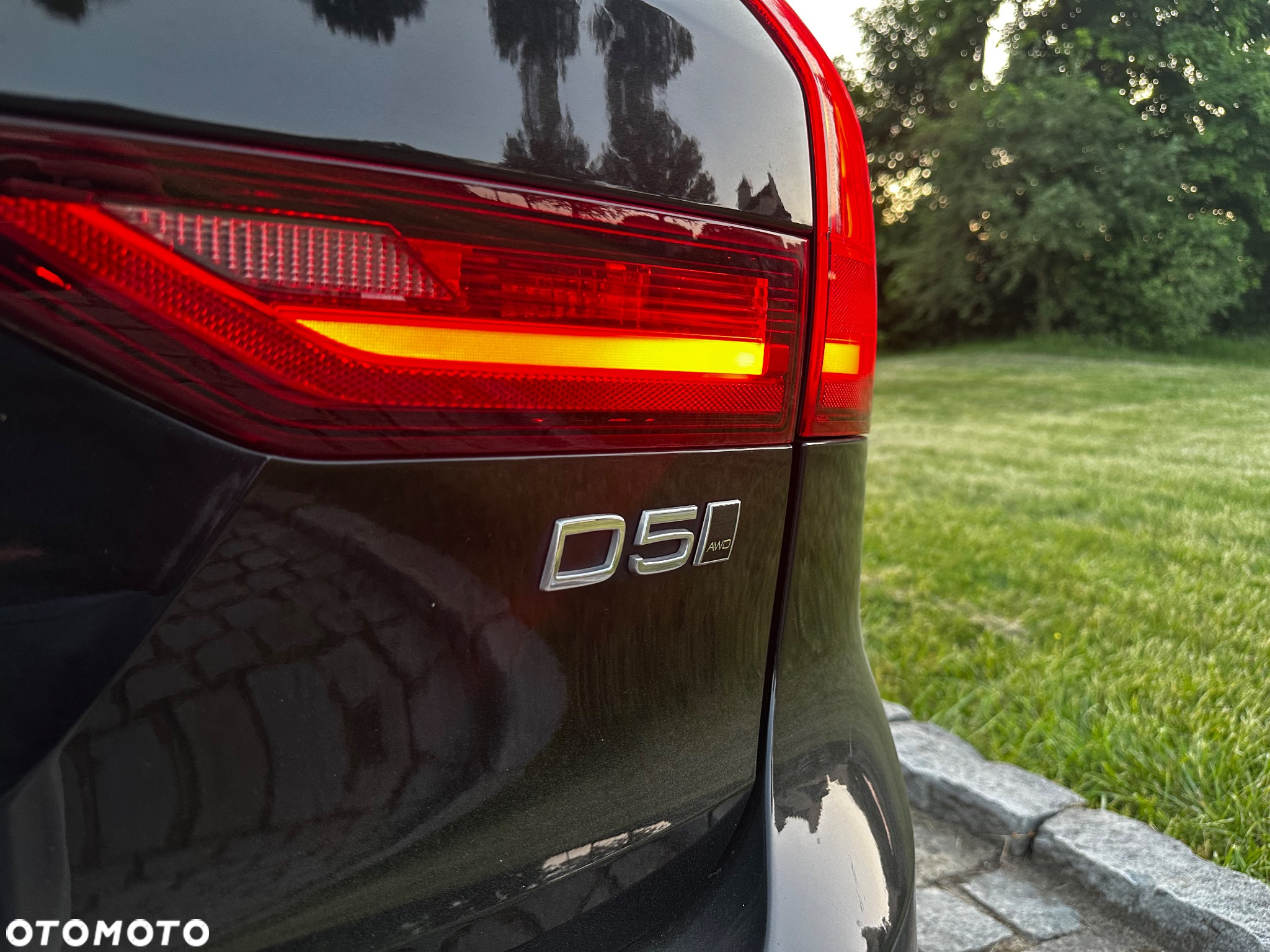 Volvo V90 D5 AWD Momentum - 11