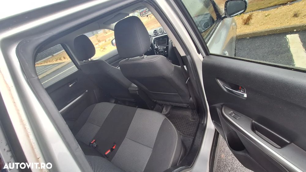 Suzuki Vitara 1.0 Passion - 18