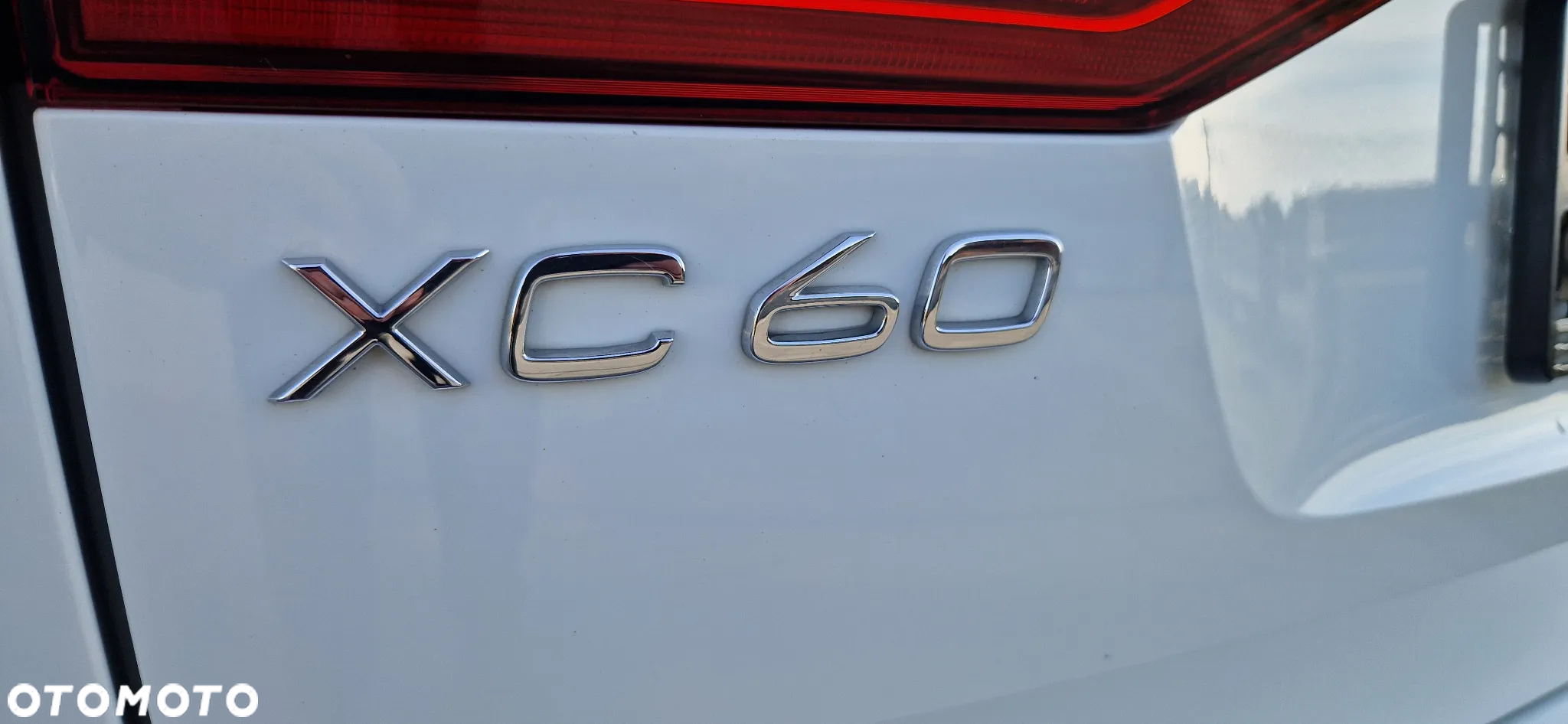Volvo XC 60 B4 D AWD Geartronic Momentum - 29