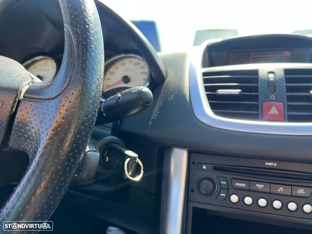 Peugeot 207 CC 1.6 HDi FAP Sport - 30