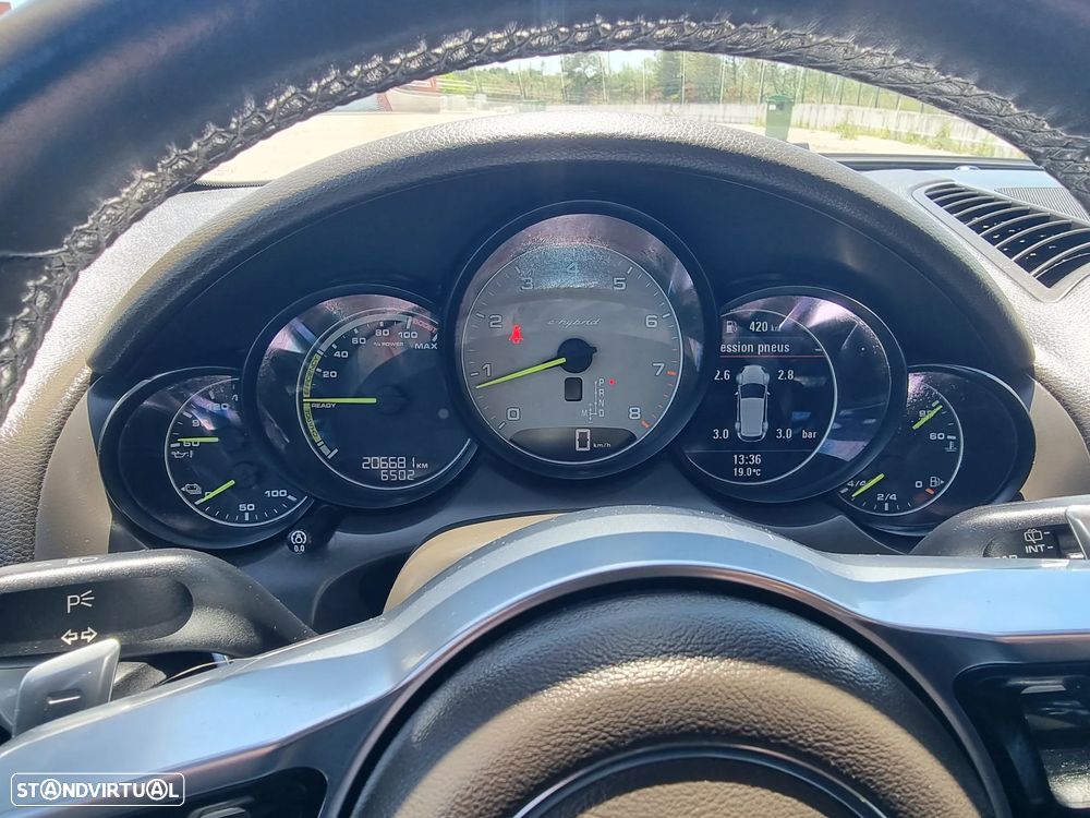 Porsche Cayenne S E-Hybrid - 13