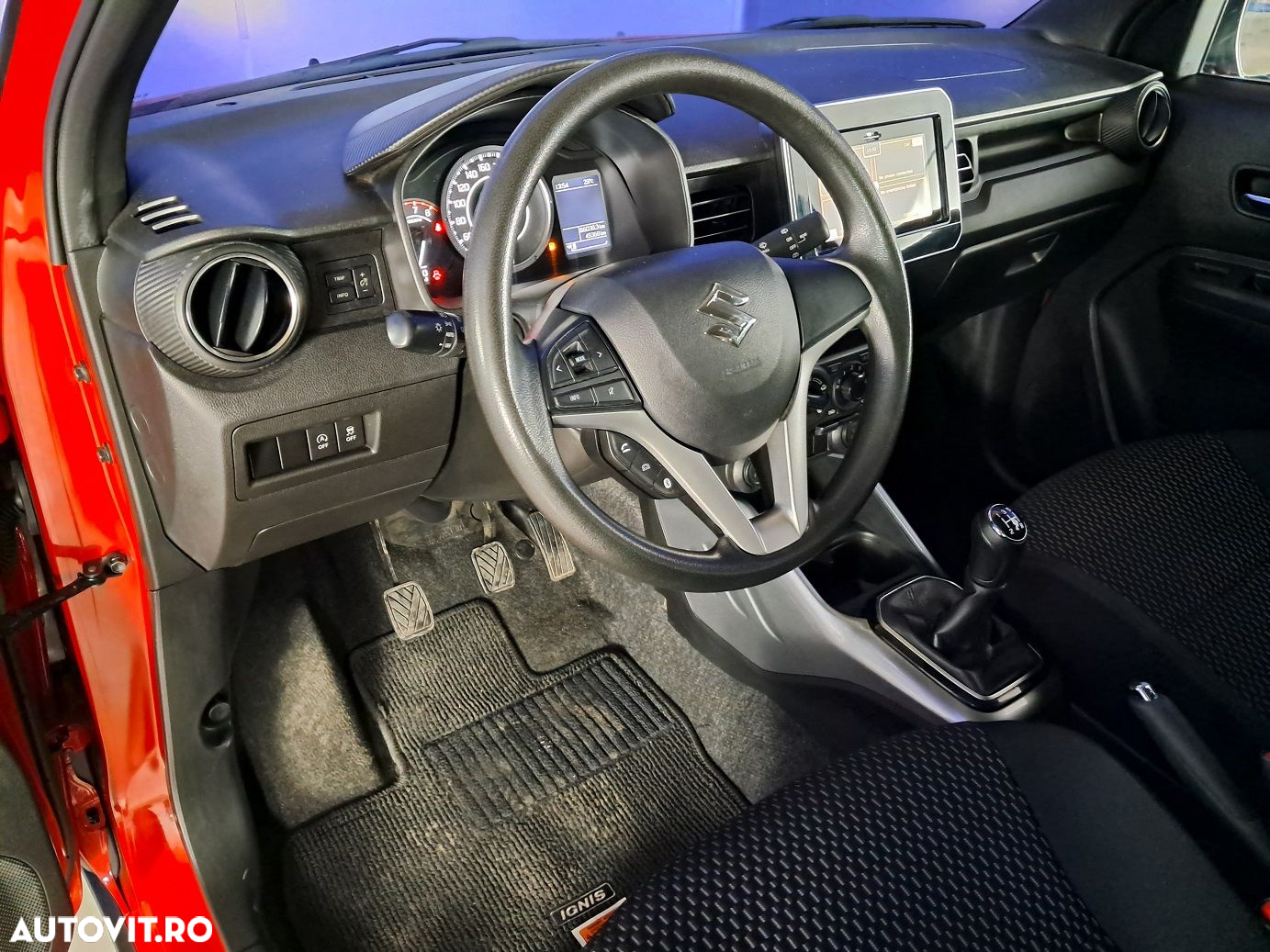 Suzuki Ignis - 10