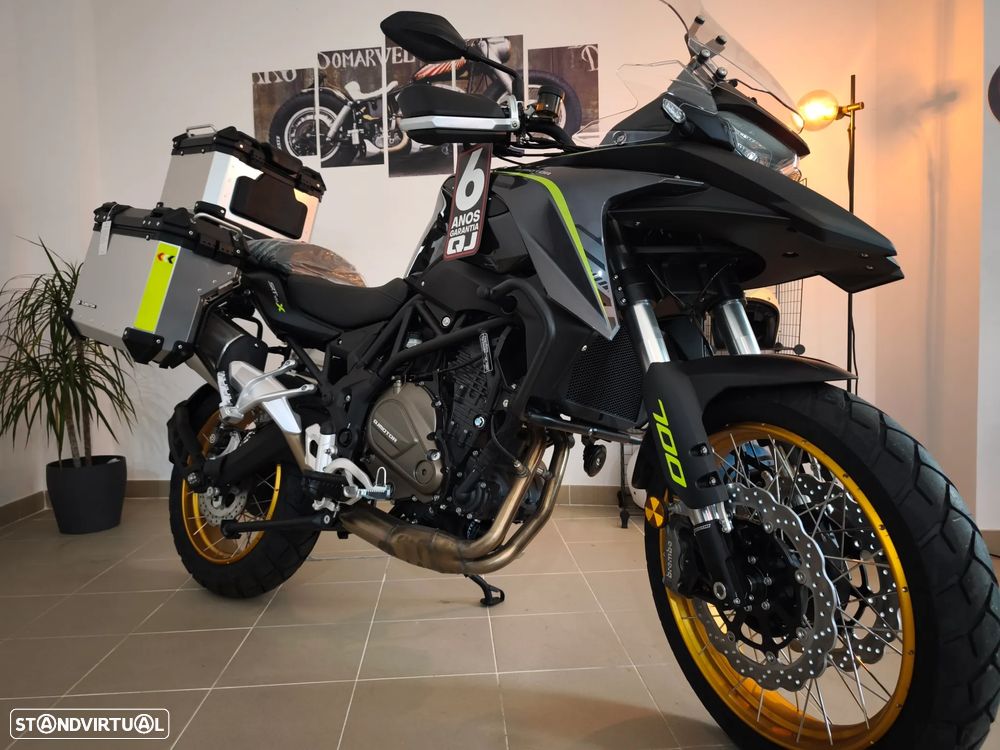 QJ Motor SRT 700X (MEGA CAMPANHA - OFERTA = CILINDRADA)