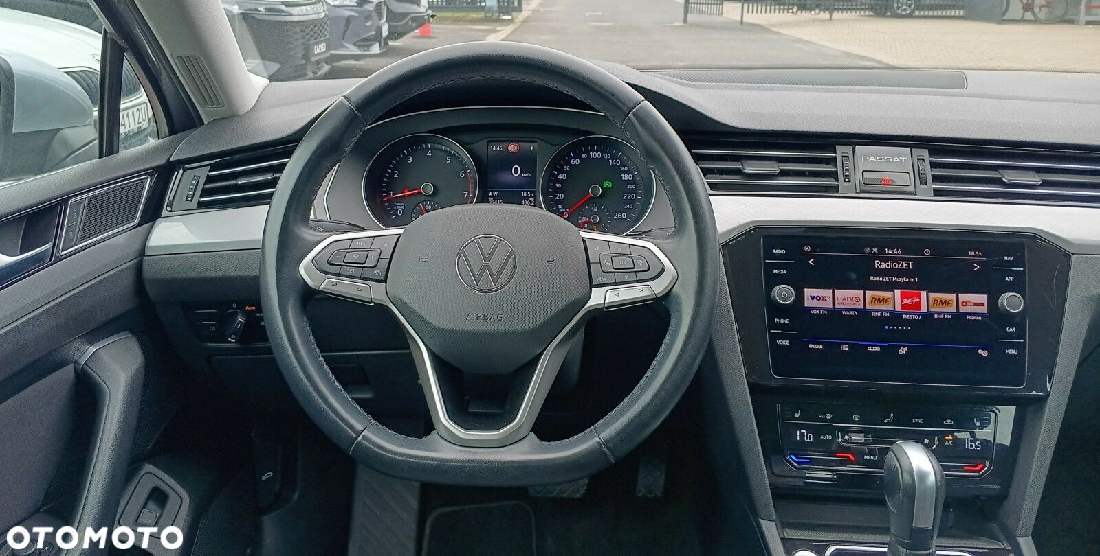 Volkswagen Passat 2.0 TSI Business DSG - 11