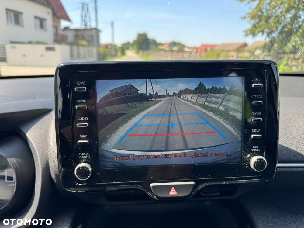 Toyota Yaris Cross Hybrid 1.5 Comfort 4x4 - 13