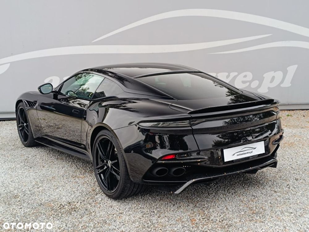 Aston Martin DBS Superleggera - 16