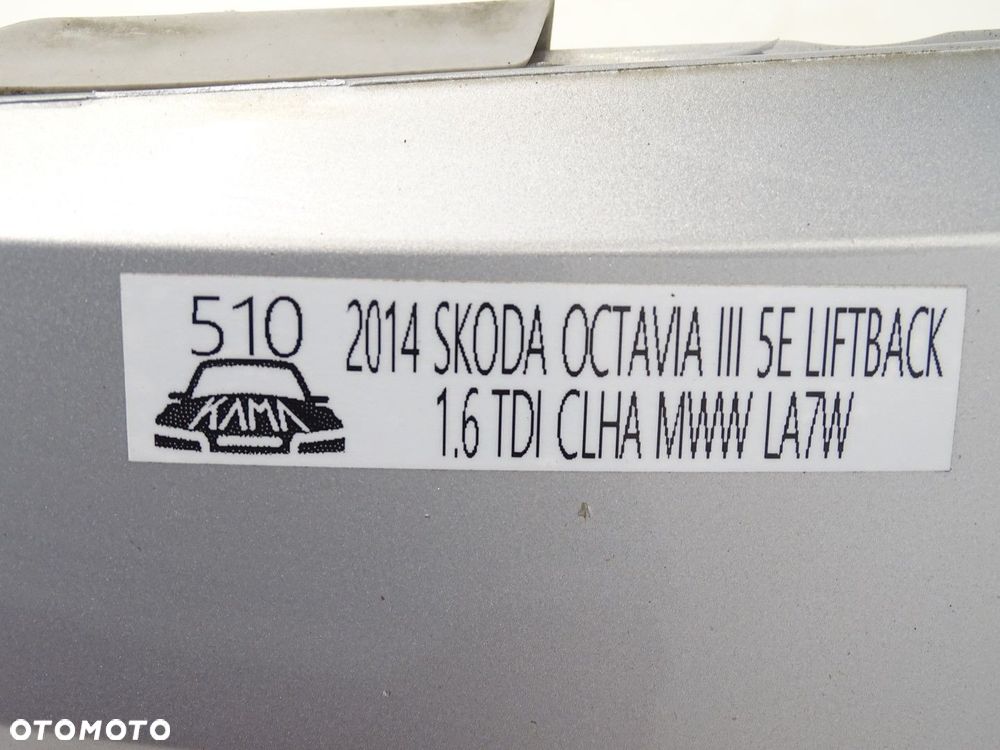 KPL ZDERZAK PRZÓD PRZEDNI POD SPRYSKIWACZE LAMP SKODA OCTAVIA III 5E LA7W - 16
