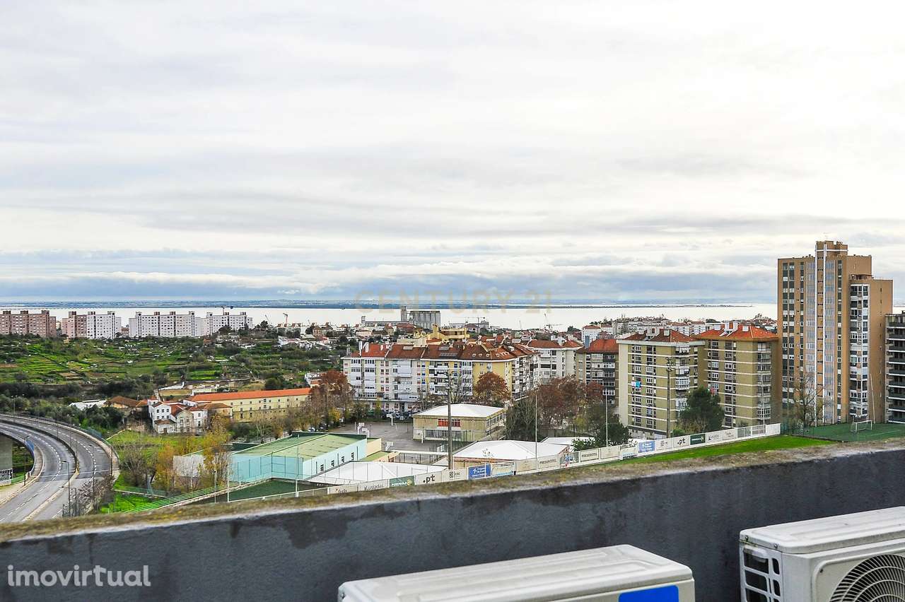 Edifício  P/Residência Universitário C/Projeto Aprovado - Grande imagem: 3/16