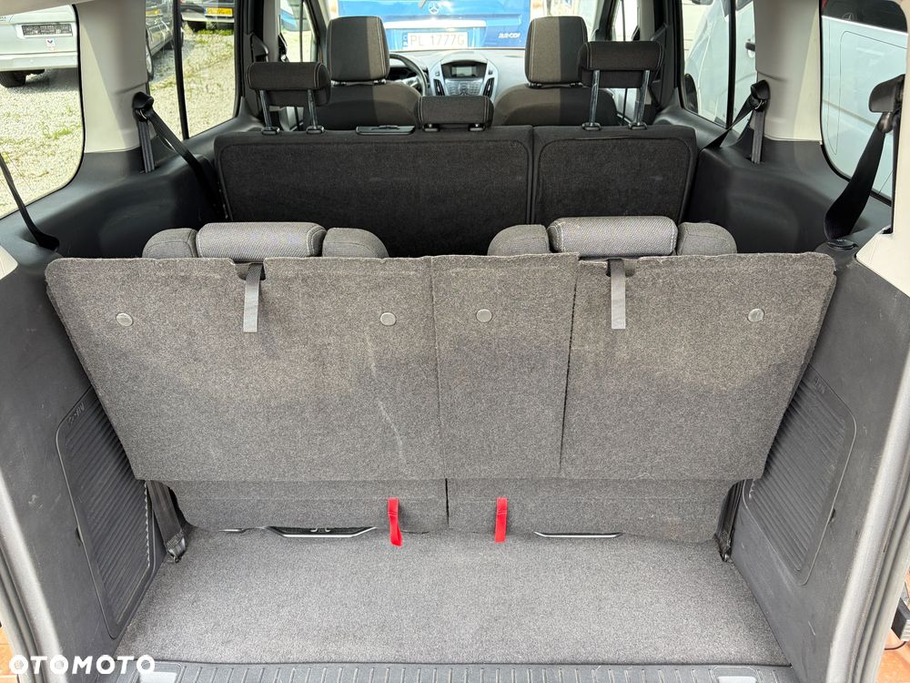 Ford Transit Connect - 12