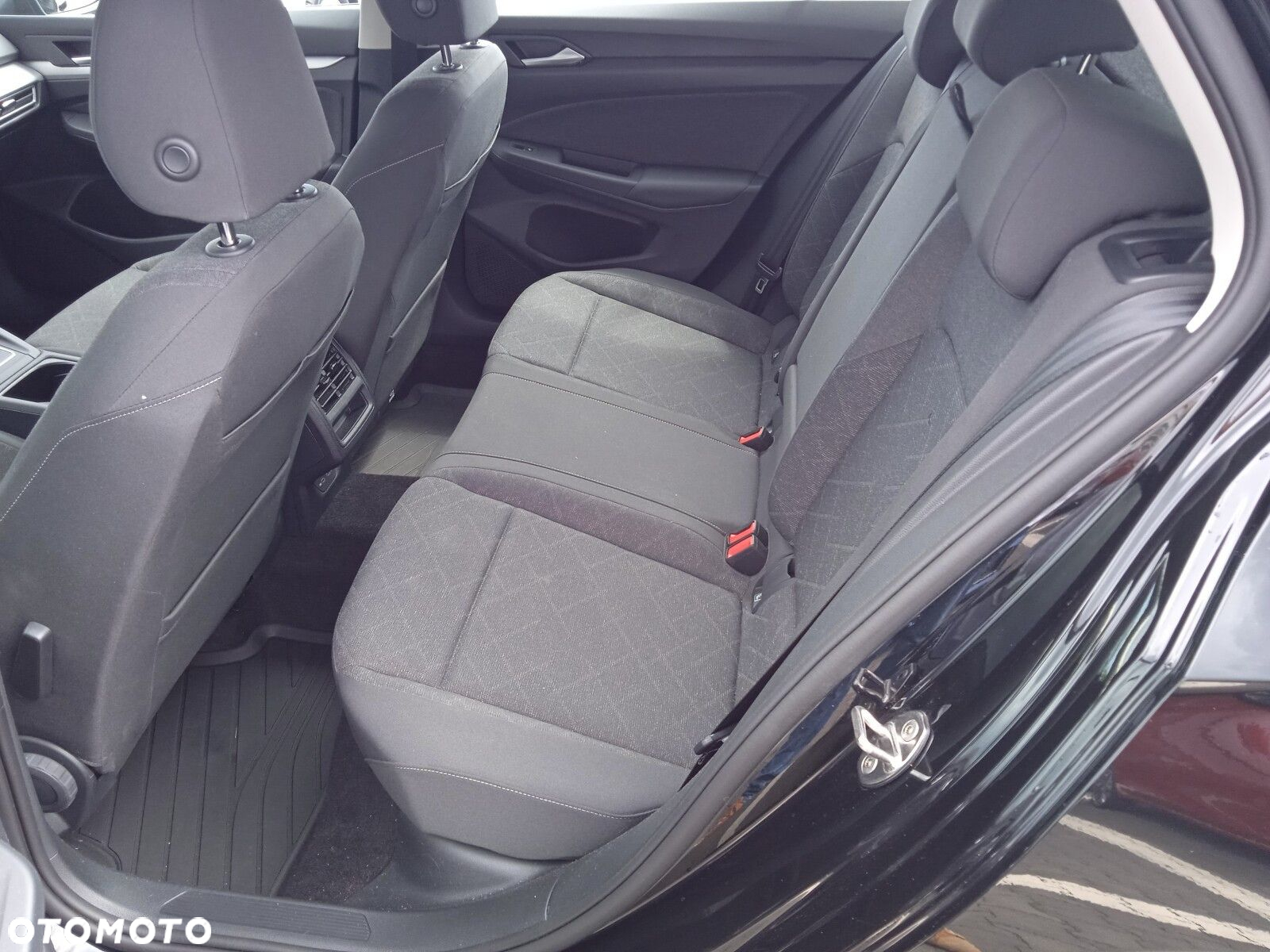 Volkswagen Golf - 13