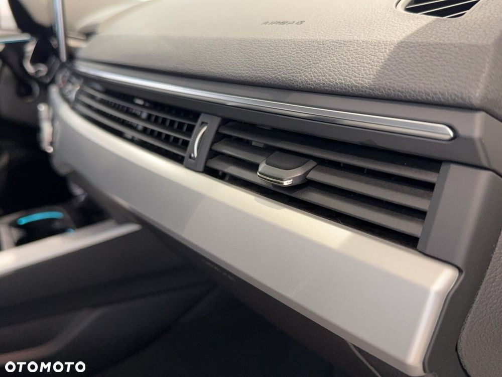 Audi A4 Limousine - 19