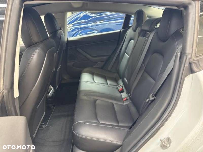 Tesla Model 3 Langstreckenbatterie Allradantrieb Dual Motor - 7