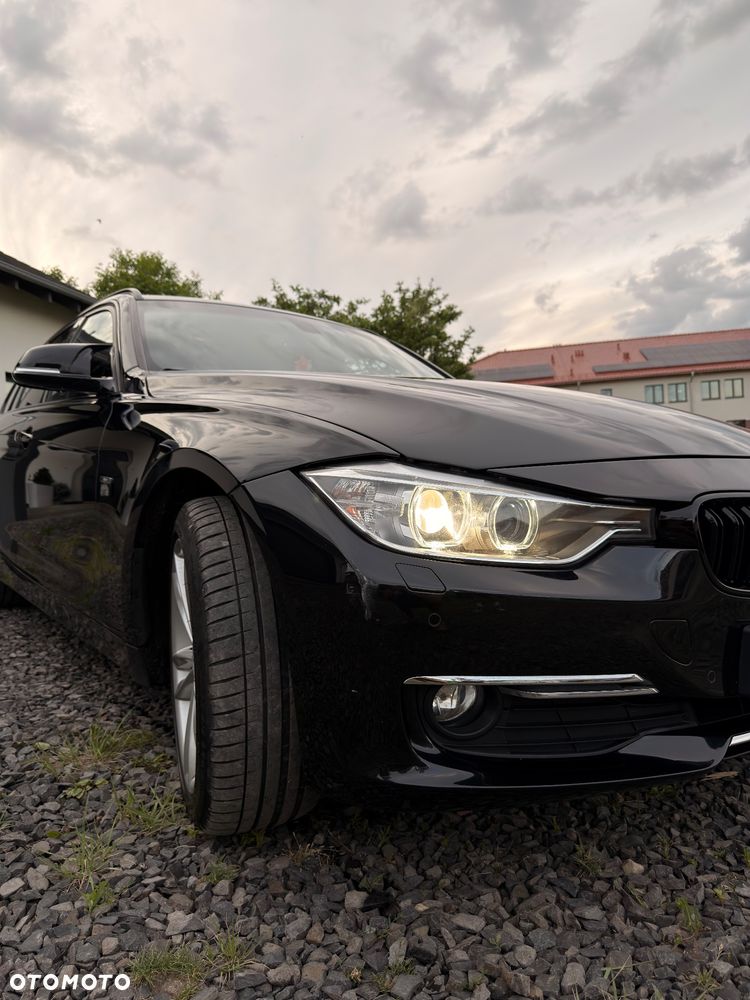 BMW Seria 3 330d xDrive Sport Line EU6 - 6