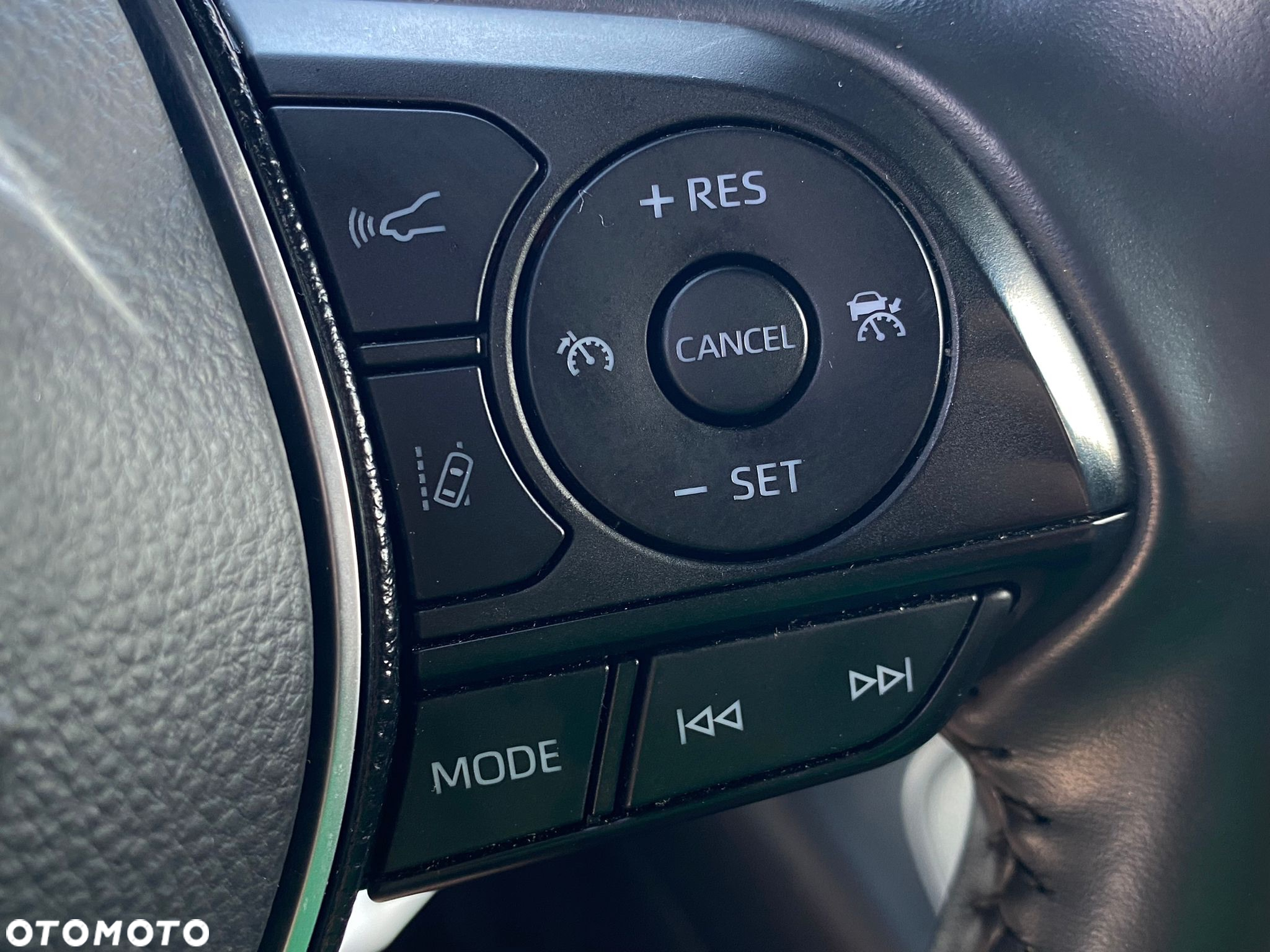 Toyota Corolla 2.0 Hybrid Comfort - 19