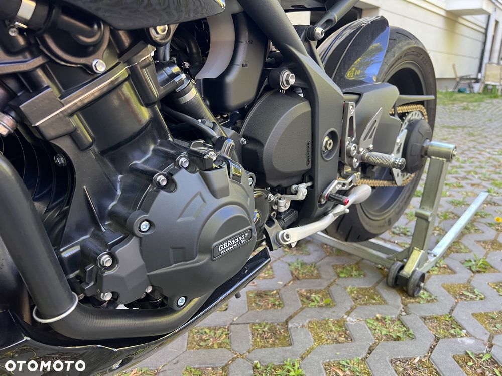 Triumph Speed Triple - 8