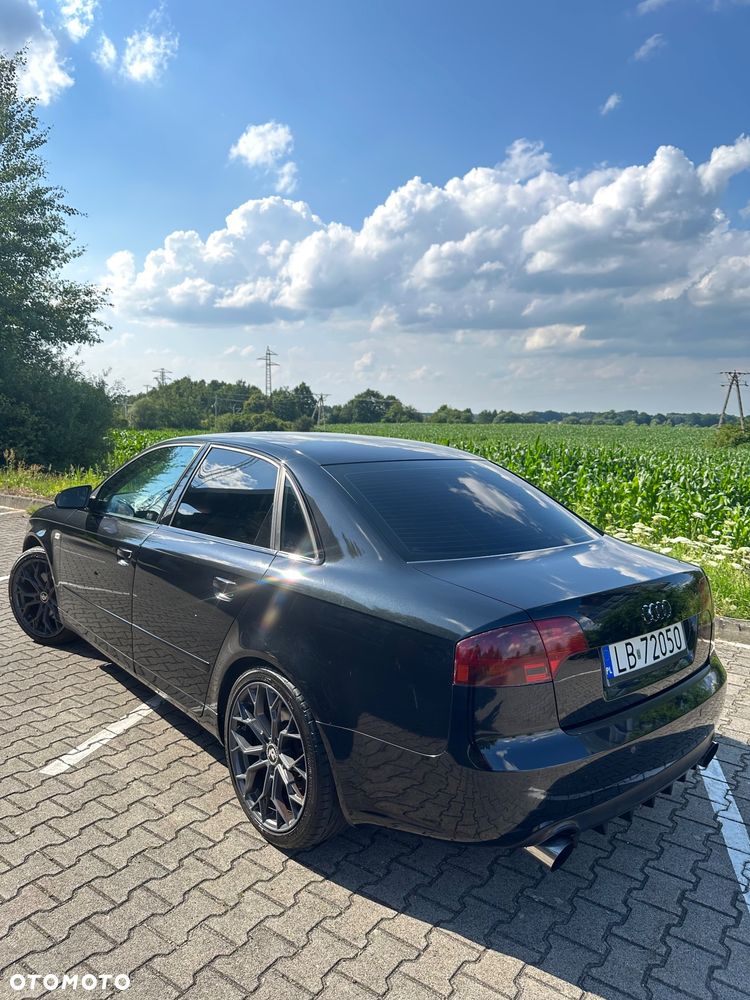 Audi A4 Limousine 2.0 T FSI quattro - 5