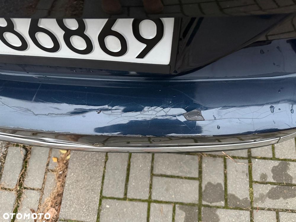 Volkswagen Passat 2.0 TDI Trendline - 16