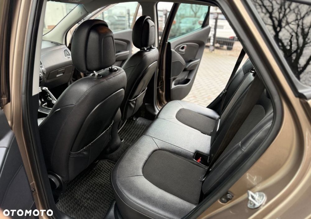 Hyundai ix35 - 23