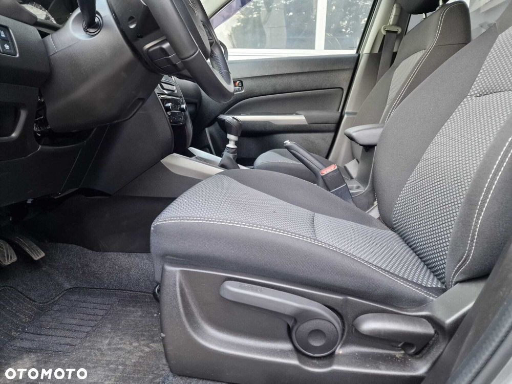 Suzuki Vitara - 13