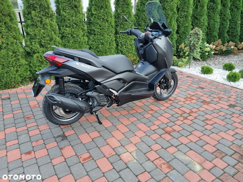 Yamaha X-max - 5