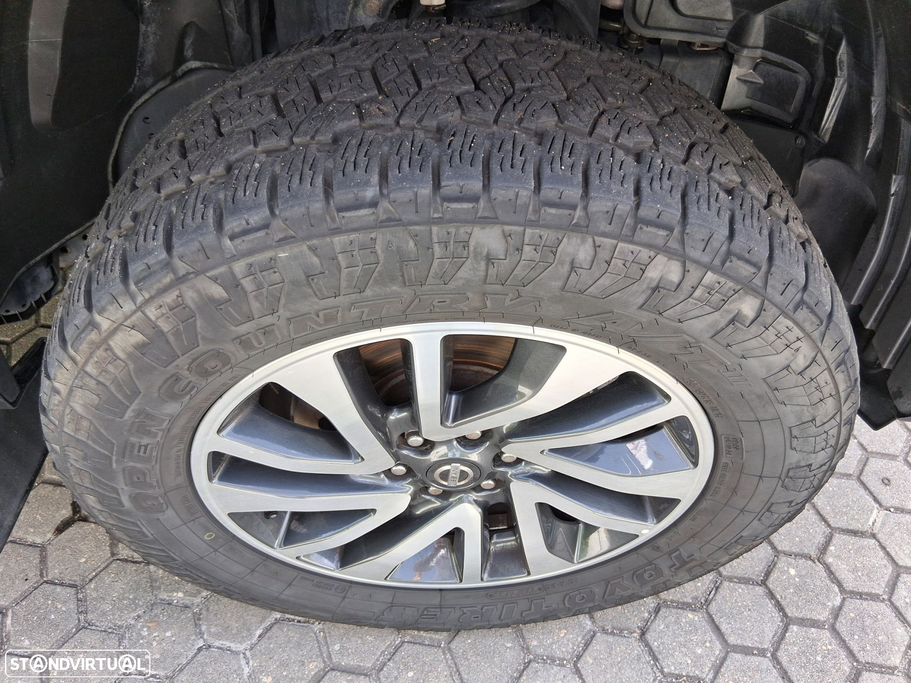Nissan Navara 2.3 dCi CD 4WD N-Connecta Nav+Barras - 27