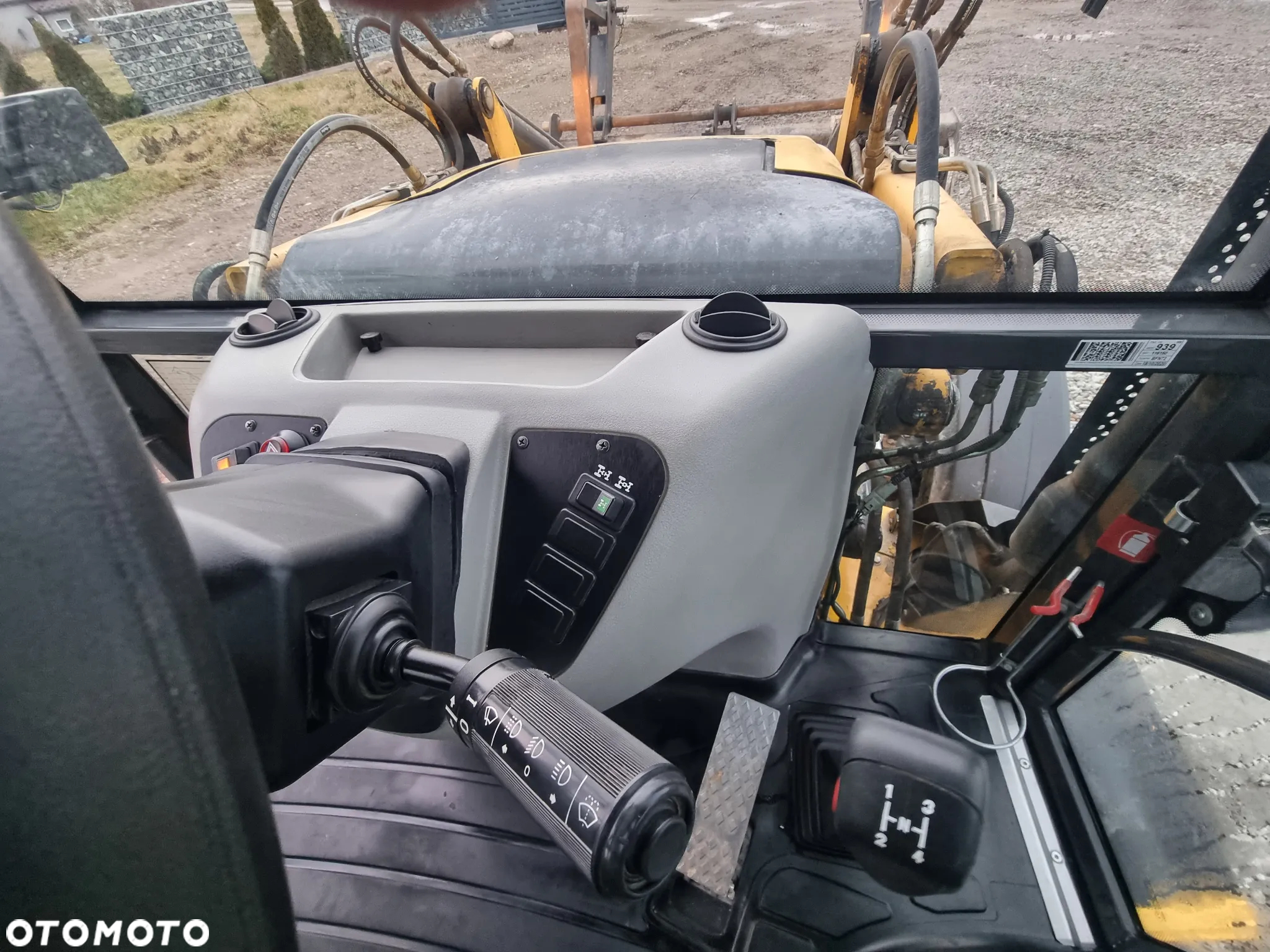 New Holland B110C - 15