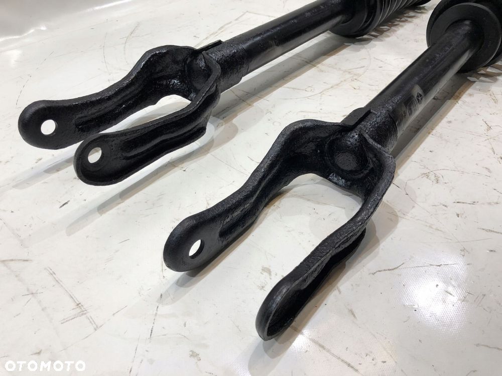 grand cherokee wk2 amortyzatory przód komplet 3.0d - 6