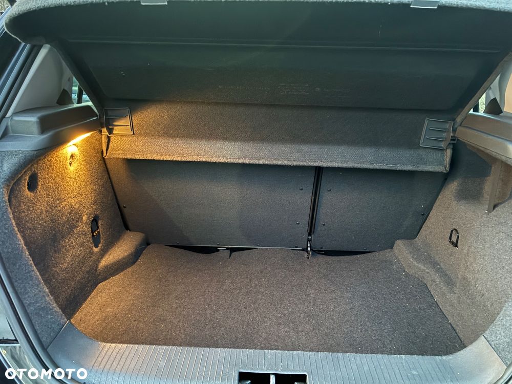 Opel Astra 1.6 Turbo - 9