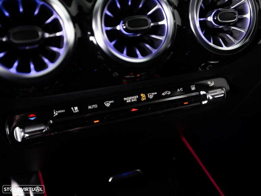 Mercedes-Benz GLA 250 e 8G-DCT AMG Line - 22