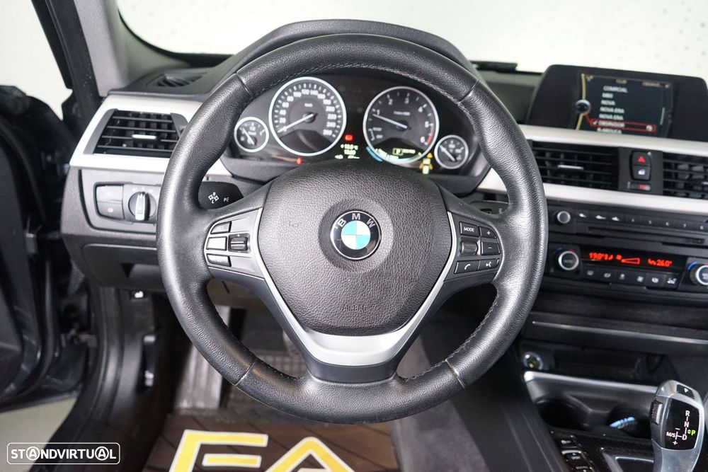 BMW 320 d Touring Auto Exclusive - 20