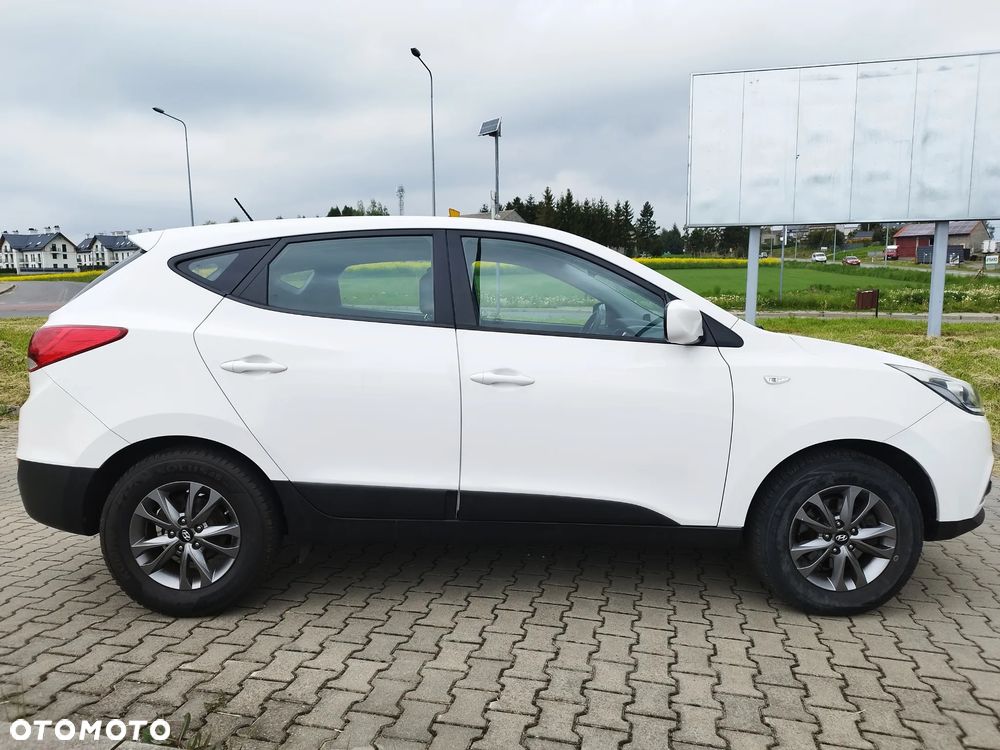 Hyundai ix35 1.6 2WD Fifa World Cup Edition - 5