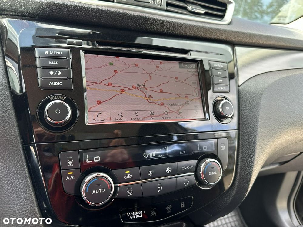Nissan Qashqai 1.7 dCi N-Connecta - 23