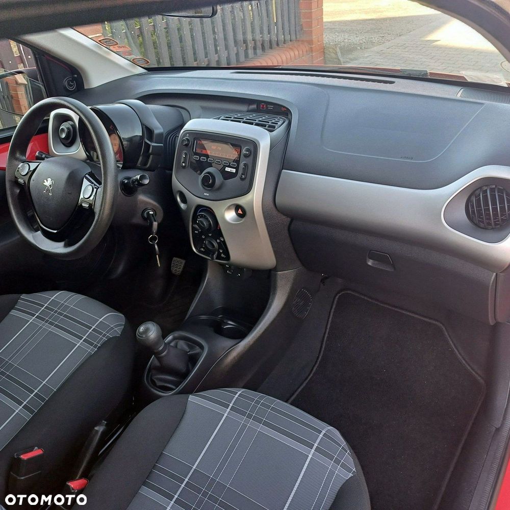 Peugeot 108 - 11