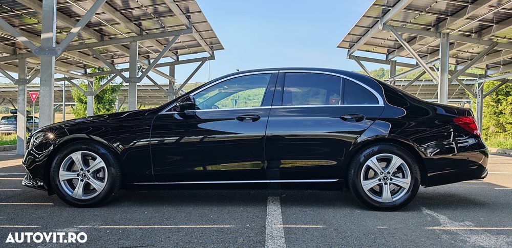 Mercedes-Benz E 220 d 9G-TRONIC - 24