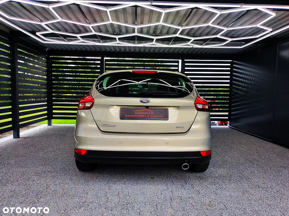 Ford Focus - 10