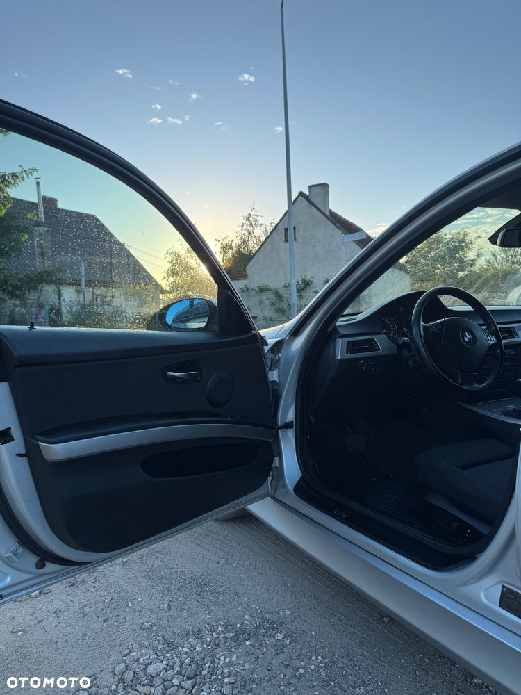 BMW Seria 3 318i Edition Lifestyle - 15