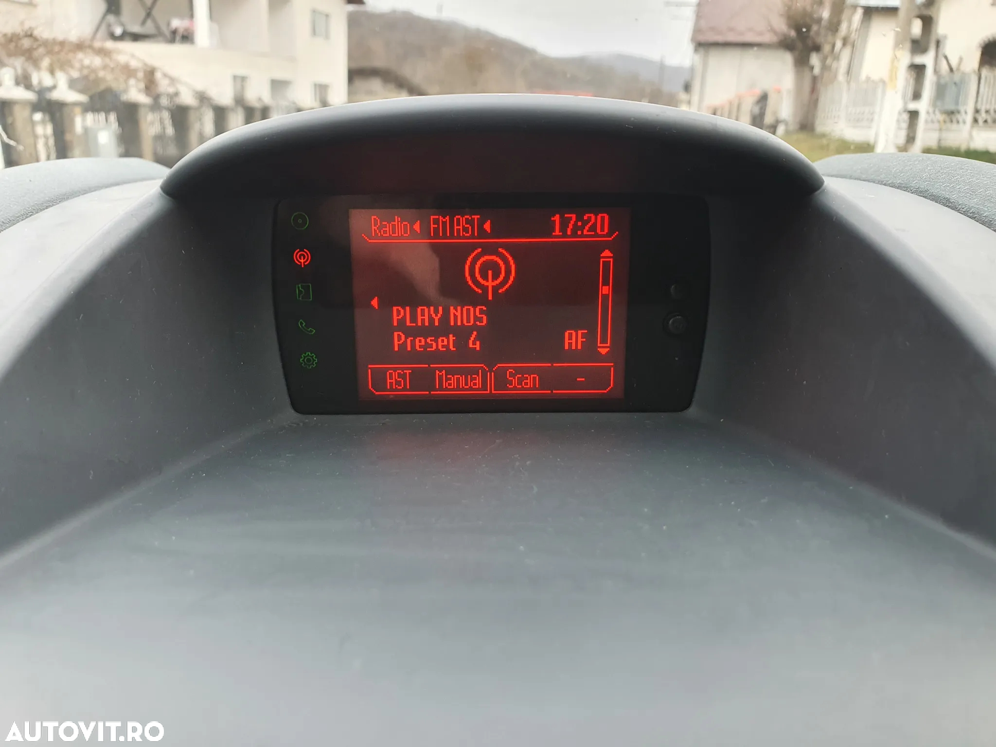 Ford Fiesta 1.6 TDCi DPF Titanium - 16
