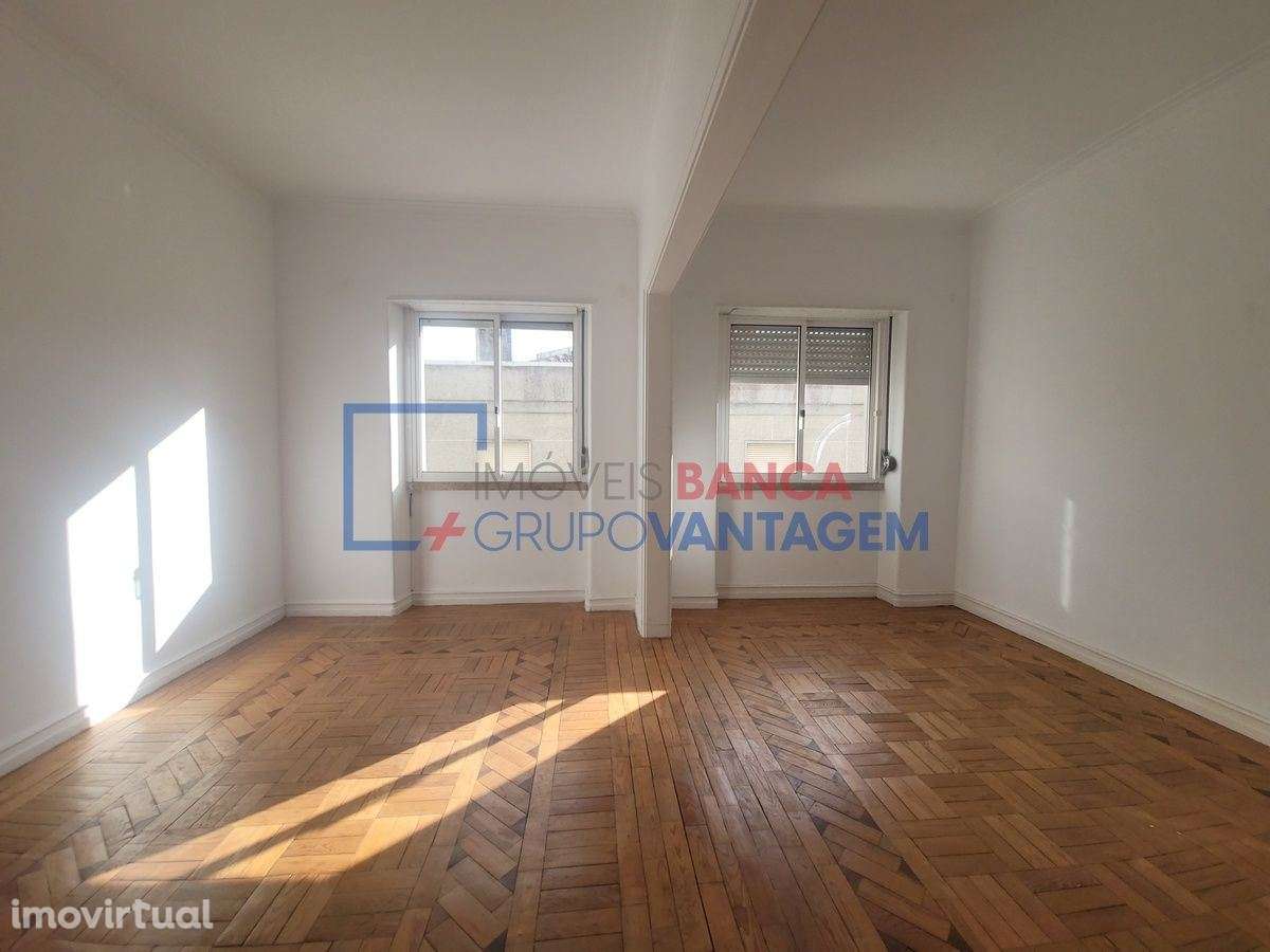 APARTAMENTO T2 -58m2 - QUELUZ - Grande imagem: 3/23