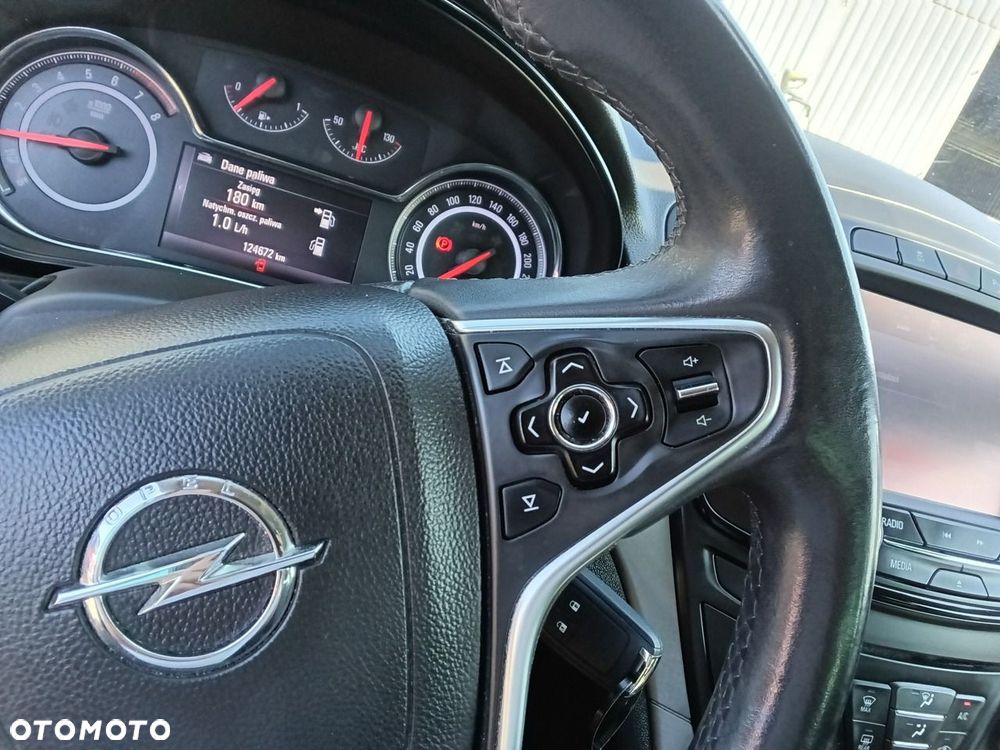 Opel Insignia - 21