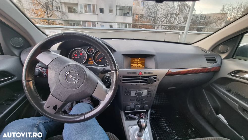 Opel Astra - 4