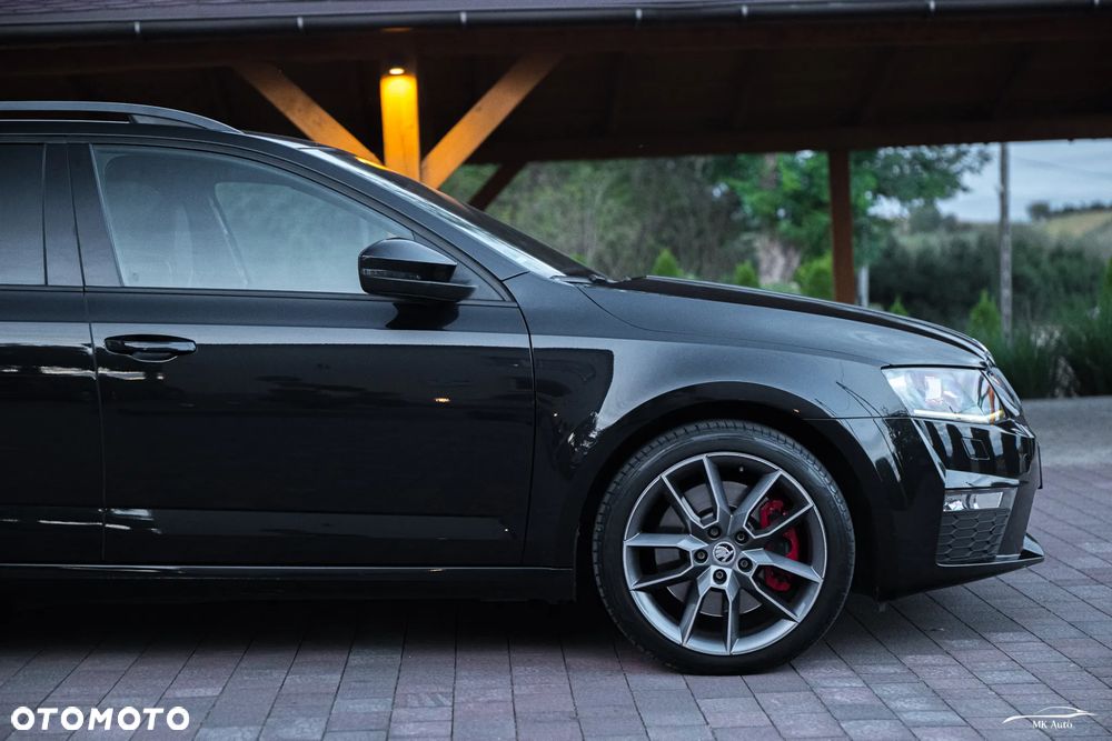 Skoda Octavia Combi 2.0 TDI RS - 7