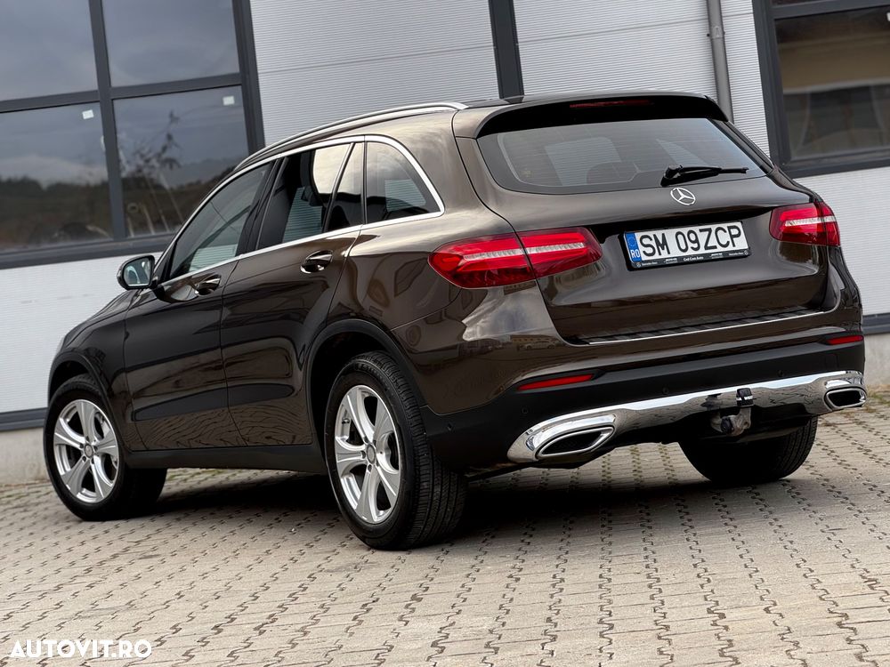 Mercedes-Benz GLC 220 d 4Matic 9G-TRONIC Exclusive - 24