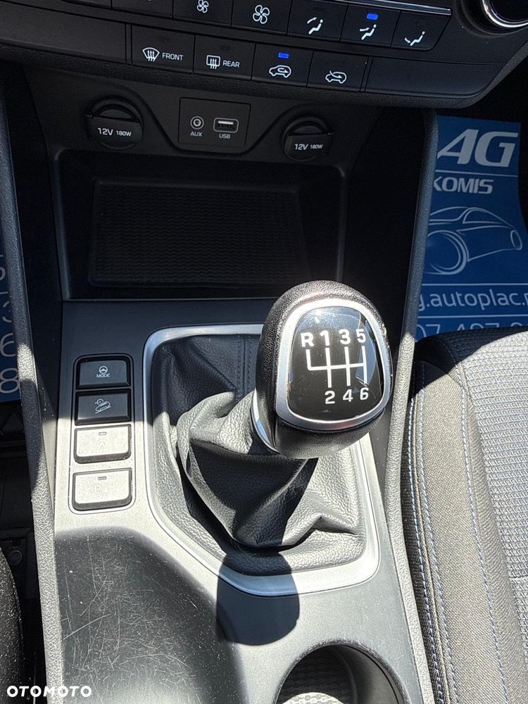 Hyundai Tucson blue 1.7 CRDi 2WD Classic - 27