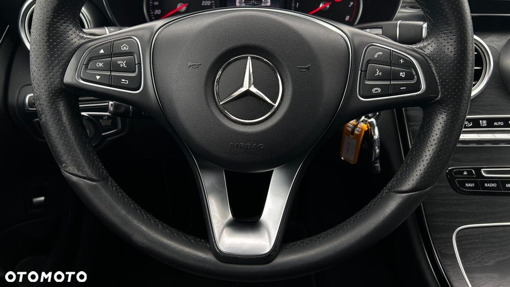 Mercedes-Benz Klasa C 200 4-Matic 9G-TRONIC - 16